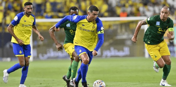 欧冠 布拉格斯拉维亚VS阿森纳 比分预测：枪手客场能否势如破竹？